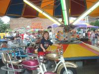 Alsatia rinding a motorcycle_th.jpg 9.8K